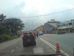 polis dsc01349 300x225 Tempat jin bertendang pun jem!