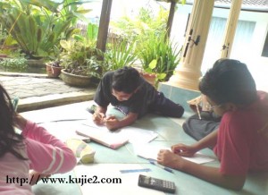 .....kena jadi cikgu lah pula