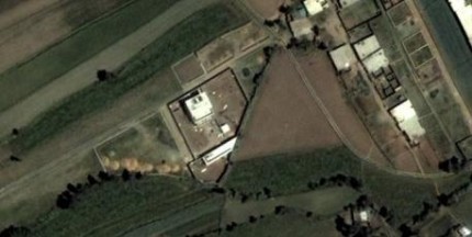 gambar satelit osama bin laden gambar satelit osama bin laden 430x216 Osama bin Laden : Bagaimana Ditemui, Dibunuh Dan Dikebumikan.
