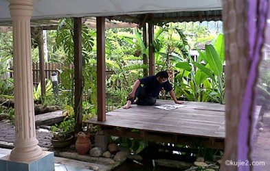 lepak 393x250 Berdua Lebih Baik
