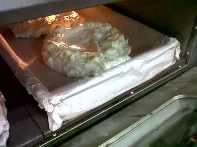 kek pavlova pavlova Pavlova Di Kolej Komuniti